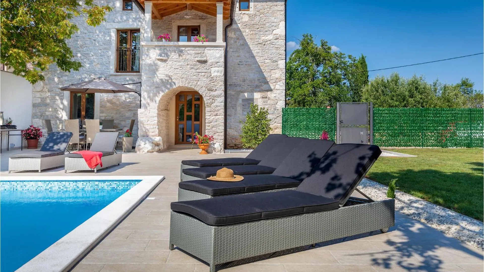 Beautiful Home In Rojnići Tatil Evi
